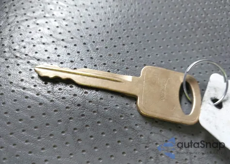 2004 Ford Econoline E150 Van z USA, uszkodzony, nr VIN 1FTRE14W04HB18831